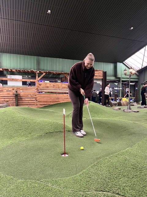 Azubifahrt_Minigolf