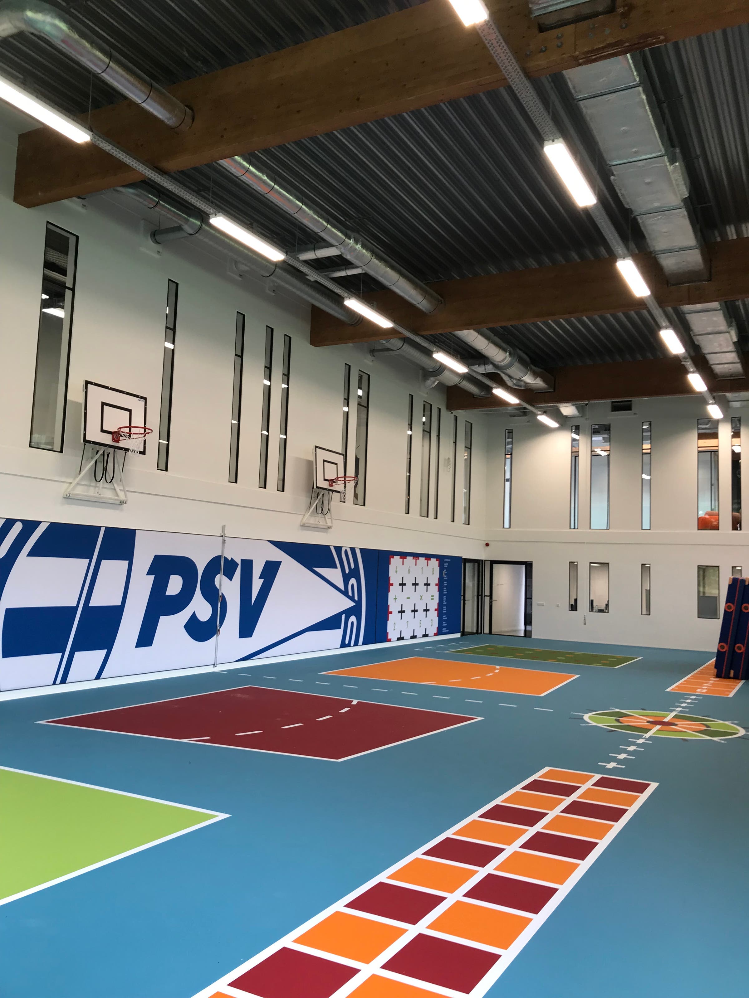 Cable trays for LED lighting