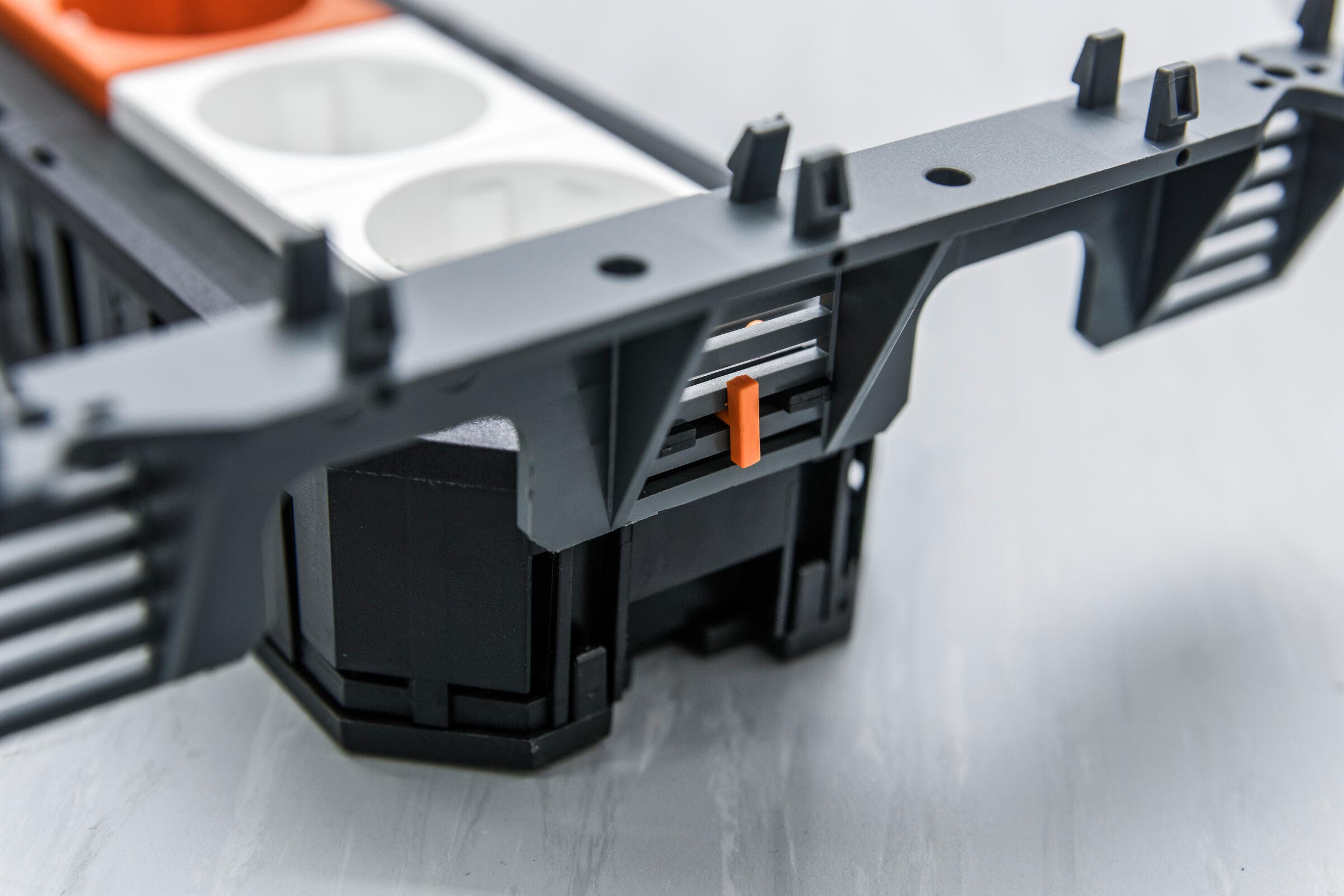 innovative twist lock